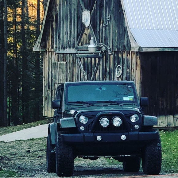 Meet your Posher, Kelli - Picture 2 of 2